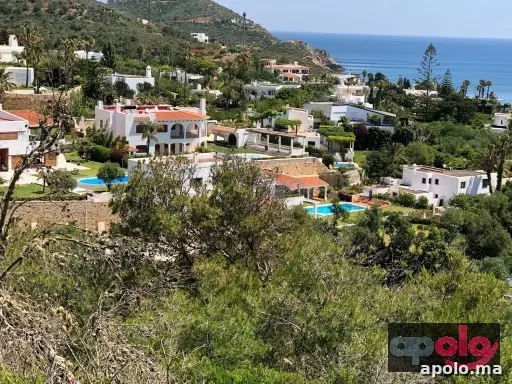 Villa de luxe directement sur la plage à vendre